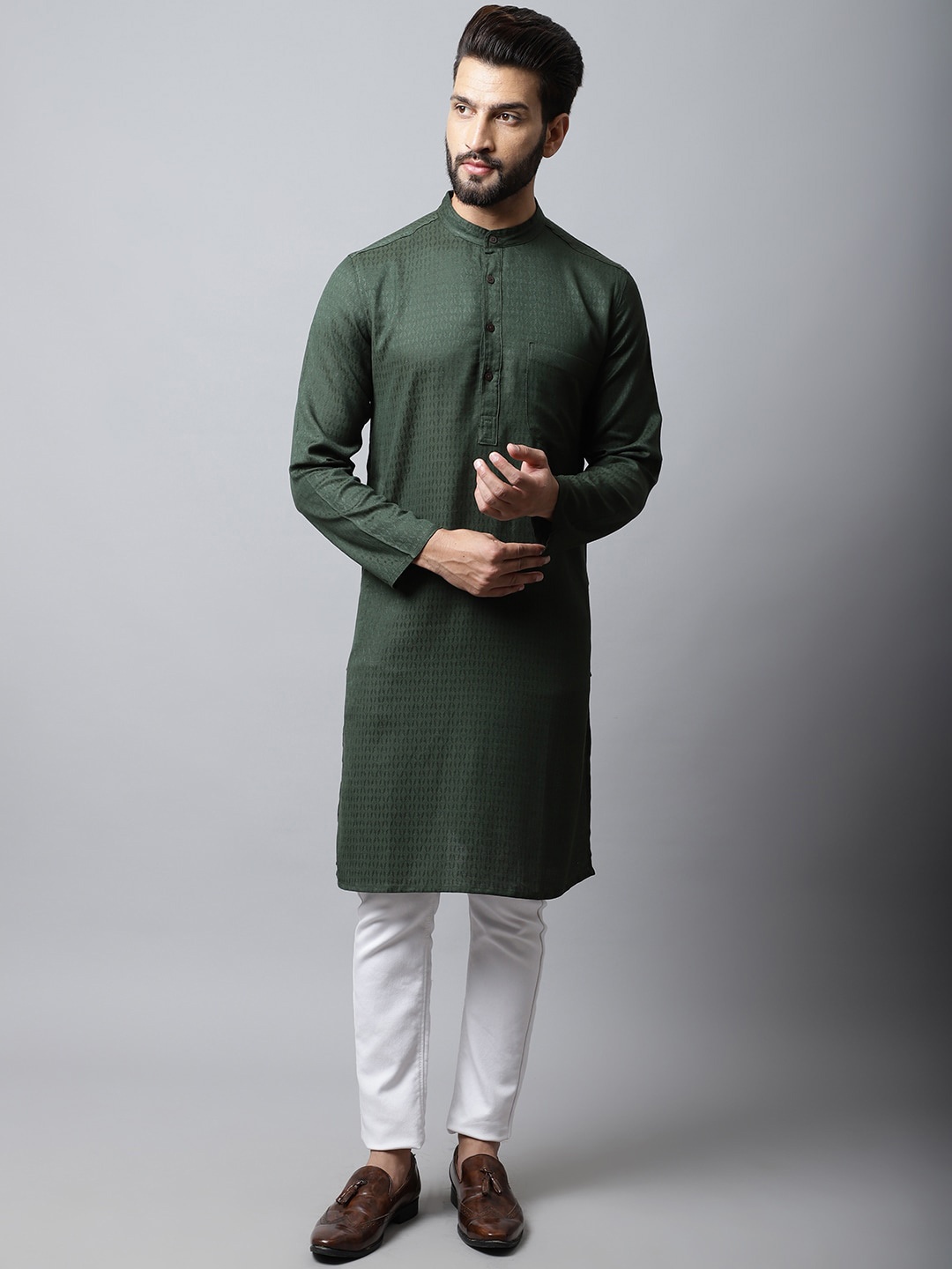 

even Men Green Geometric Thread Work Pathani Kurta