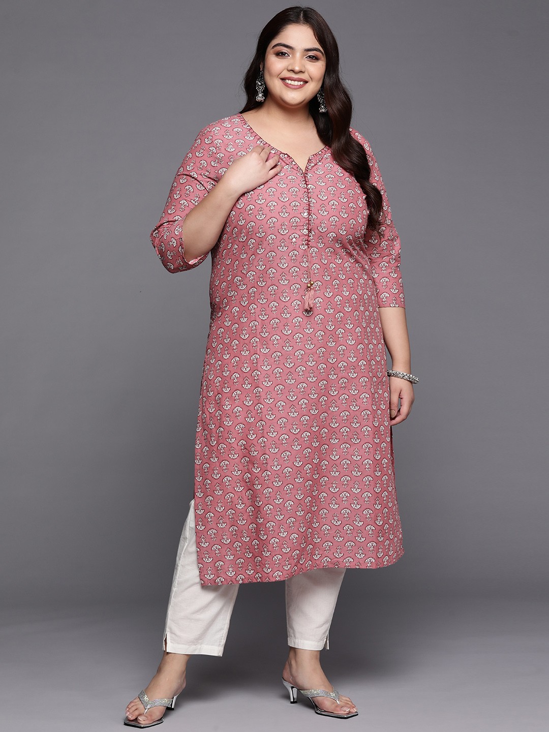 

Varanga Women Plus Size Ethnic Motifs Printed Kurta, Pink