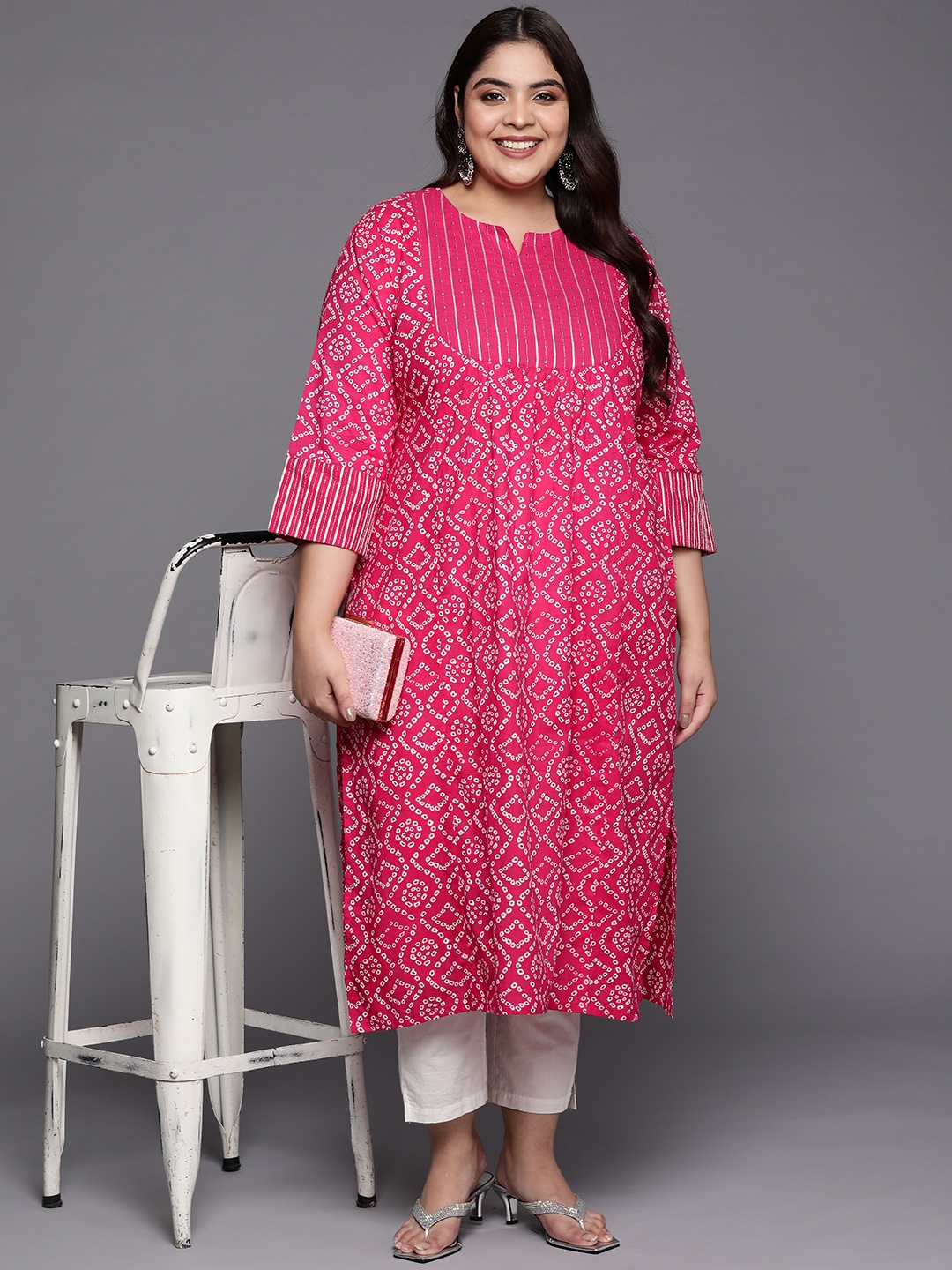 

Varanga Plus Size Women Pure Cotton Bandhani Printed Kurta, Pink