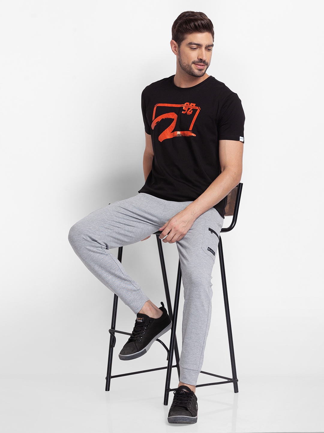 

SPYKAR Men Grey Melange Solid Slim-Fit Cotton Joggers