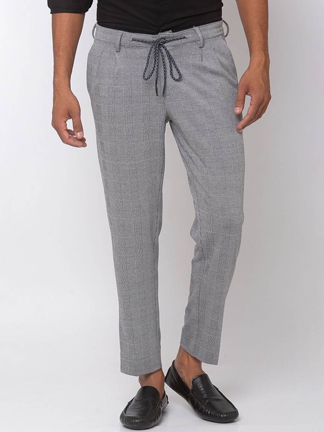 

SPYKAR Men Grey Checked Slim Fit Cotton Trouser