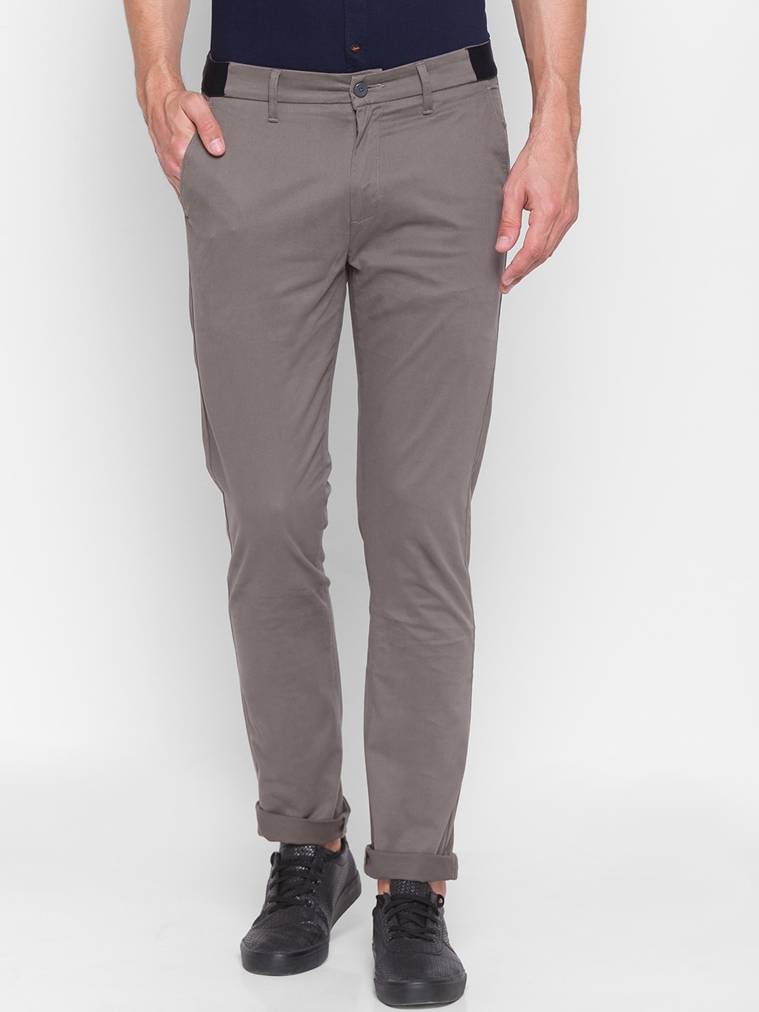 

SPYKAR Men Grey Cotton Trouser
