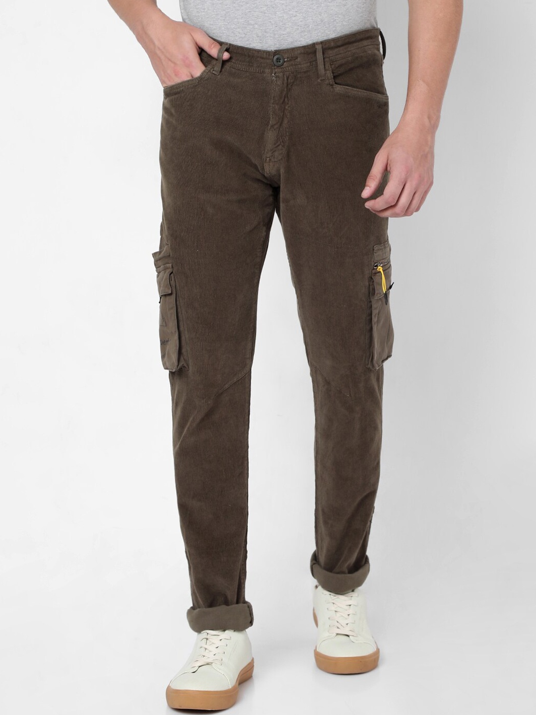 

SPYKAR Men Brown Slim Fit Cargos Trouser