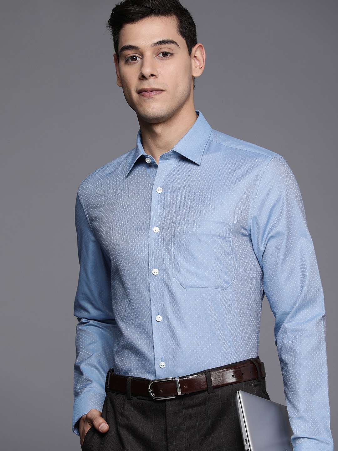 

Louis Philippe Men Blue Slim Fit Textured Pure Cotton Formal Shirt