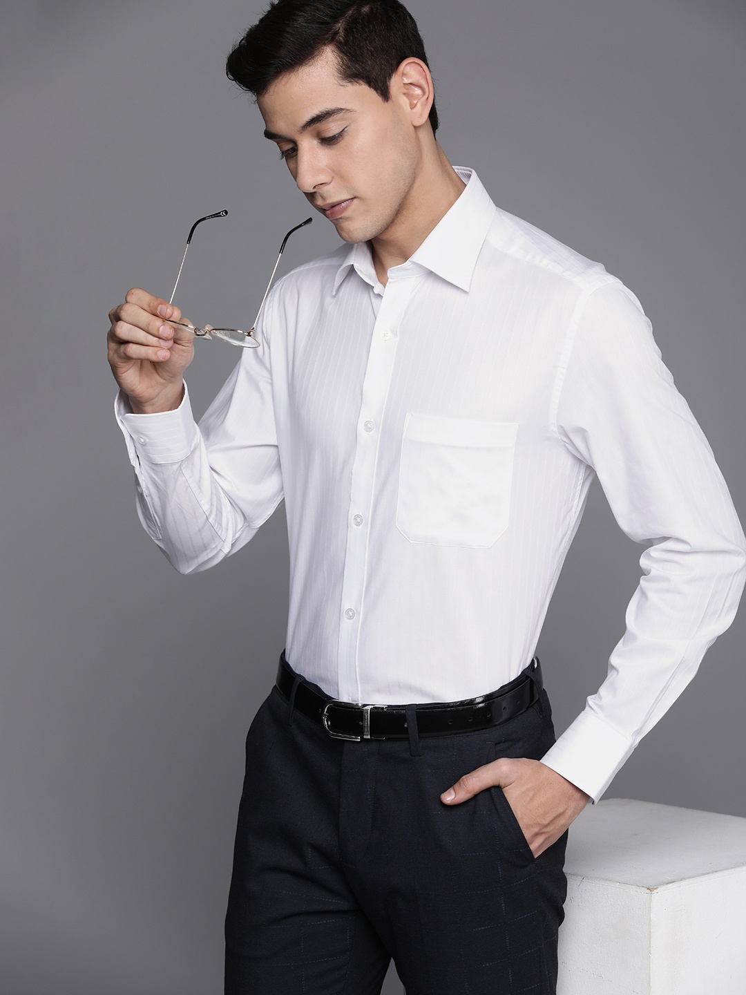 

Louis Philippe Men Classic Fit Self Design Vertical Striped Pure Cotton Formal Shirt, White