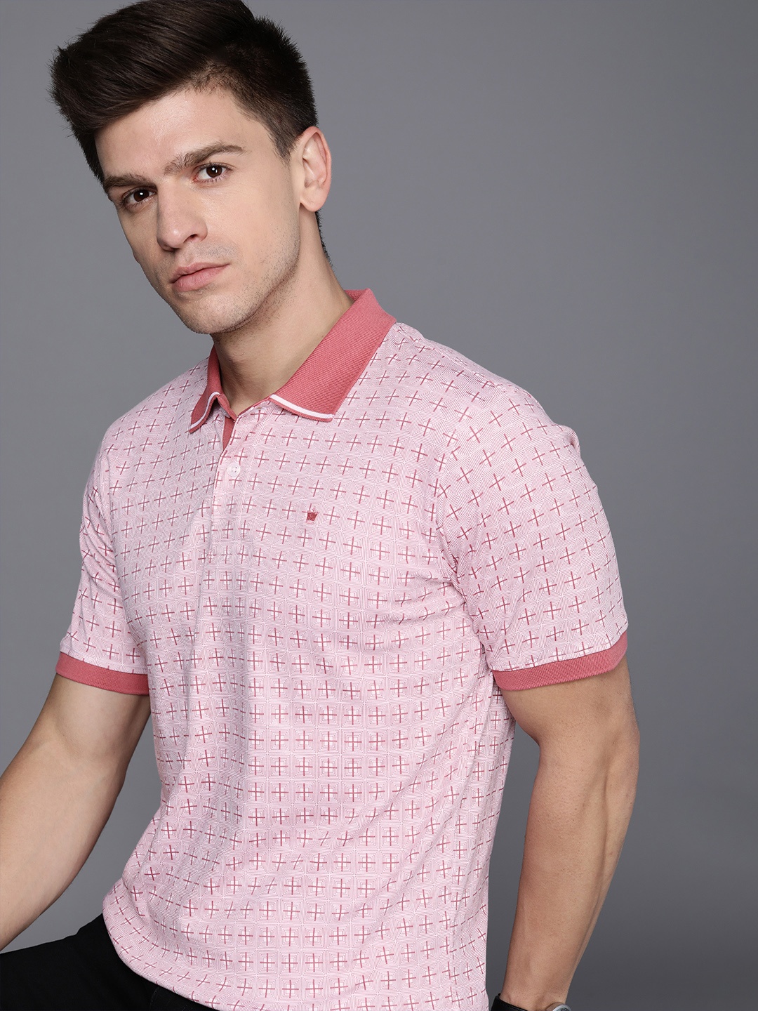 

Louis Philippe Men White & Pink Geometric Printed Polo Collar Pure Cotton T-shirt