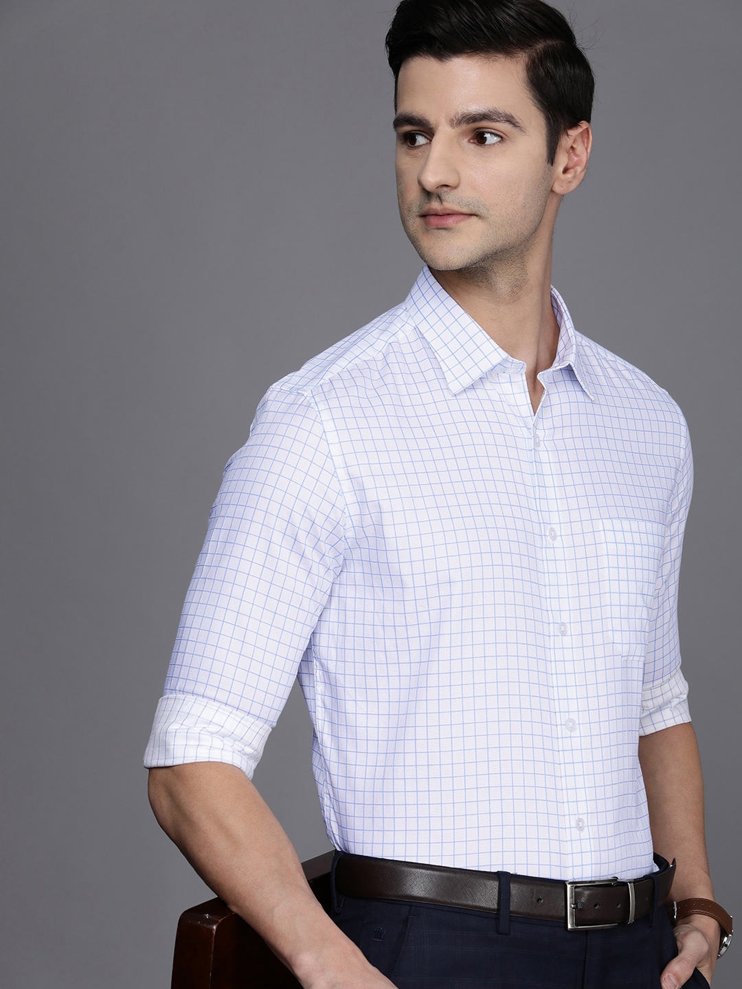 

Louis Philippe Men White & Blue Slim Fit Checked Pure Cotton Formal Shirt
