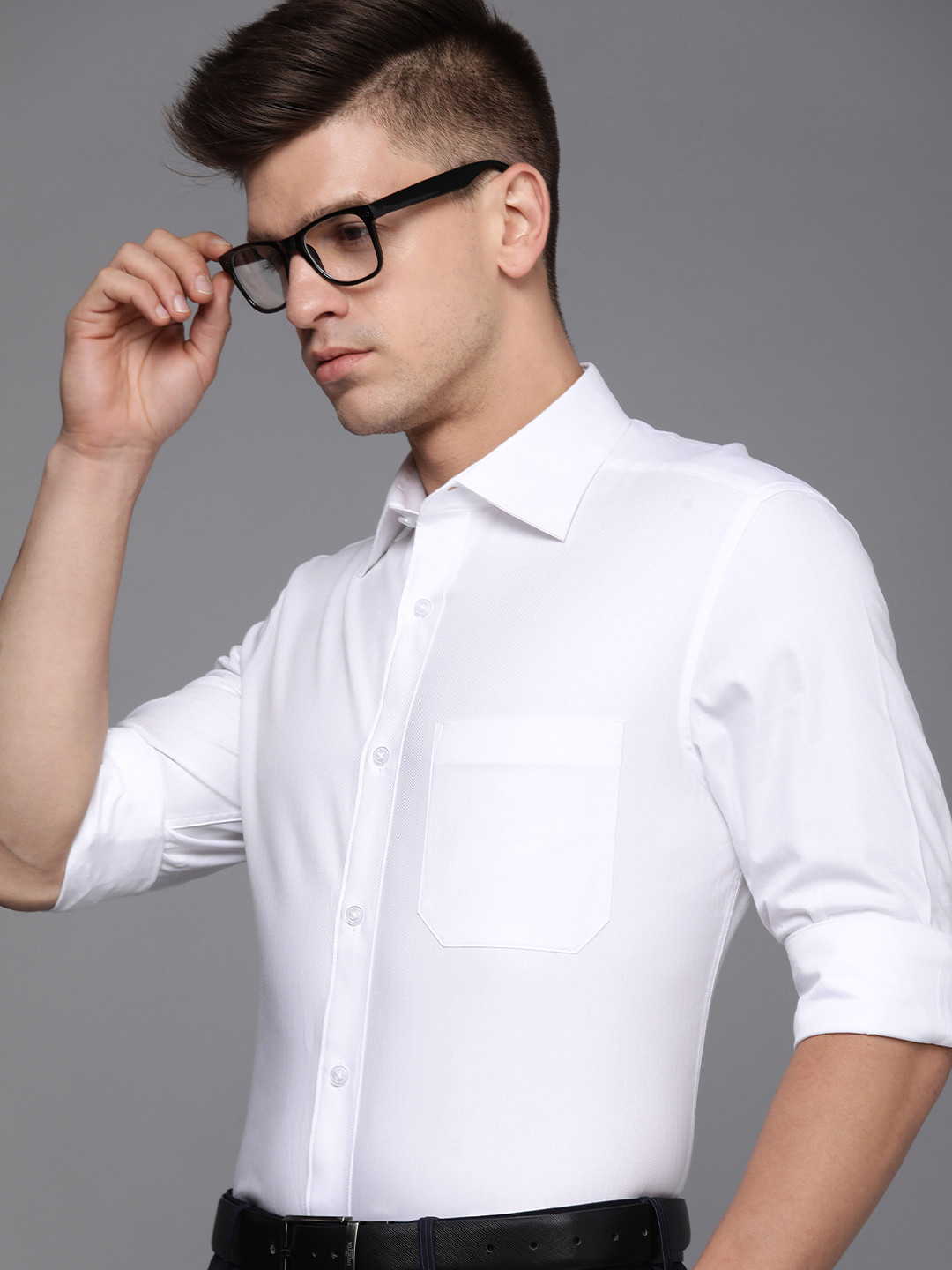 

Louis Philippe Men White Solid Classic Pure Cotton Formal Shirt