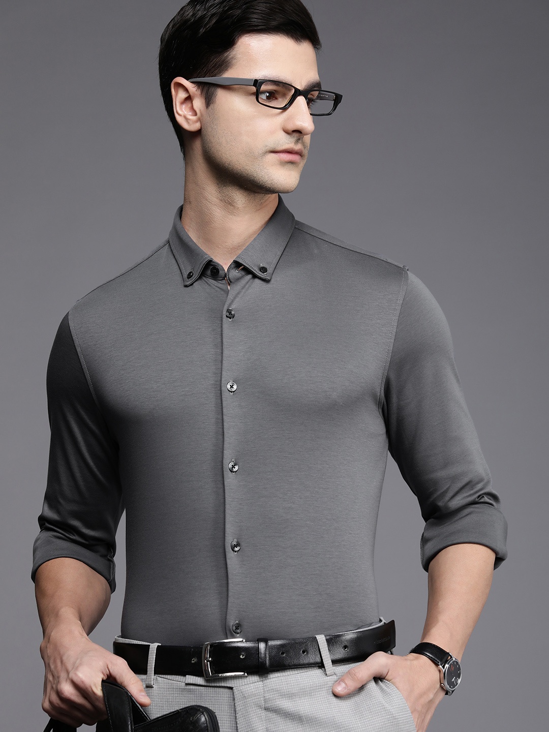 

Louis Philippe Men Grey Solid Slim Fit Pure Cotton Formal Shirt