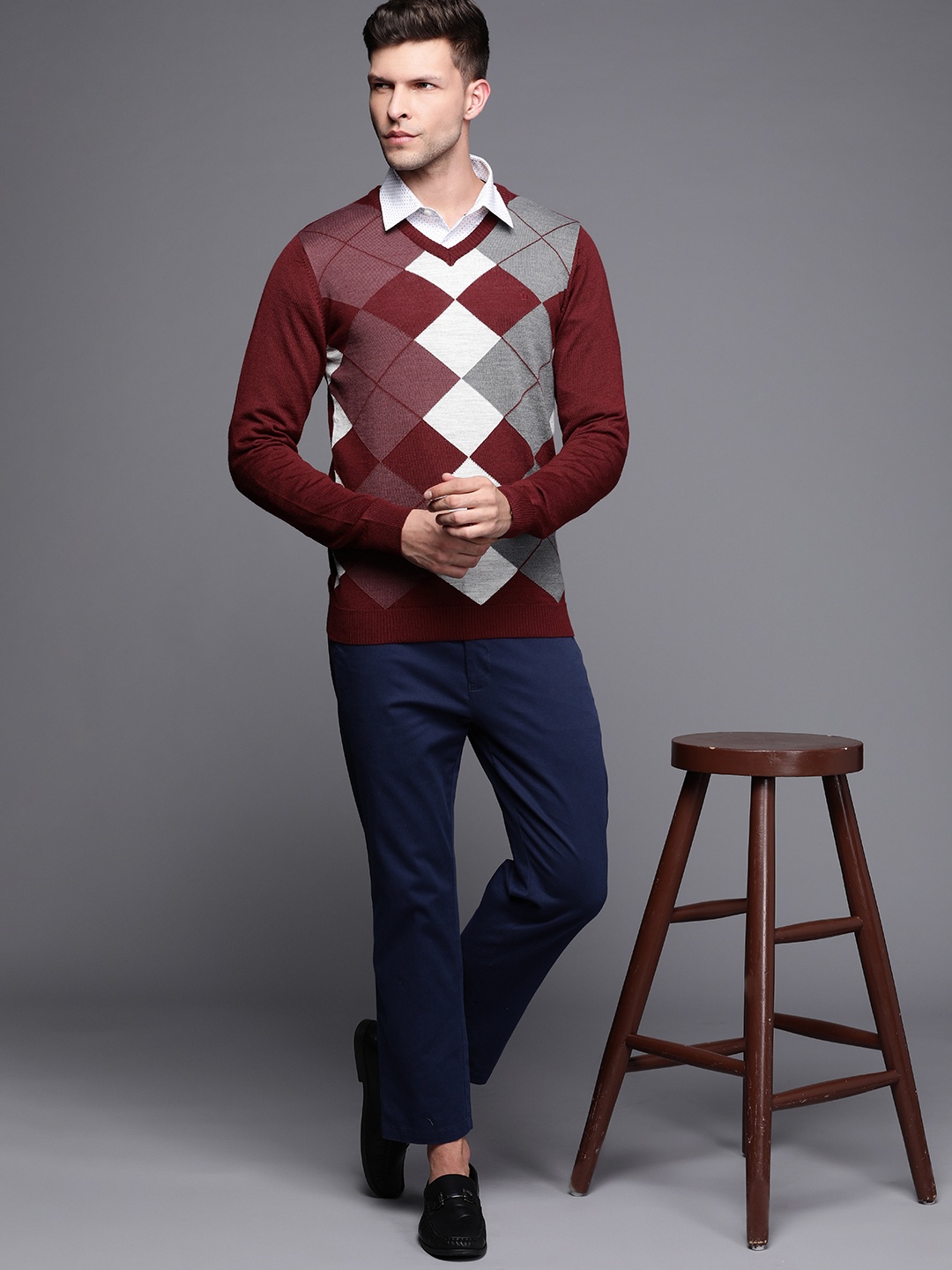 

Louis Philippe Men Maroon & Grey Melange Argyle Pullover