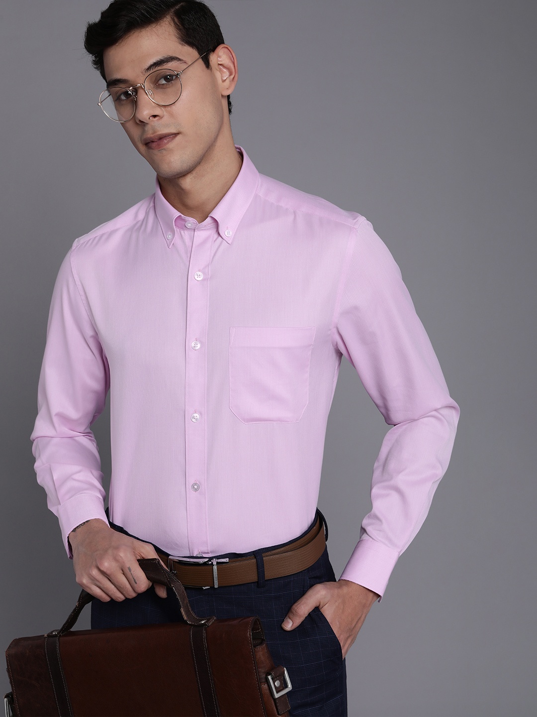 

Louis Philippe Men Pink Classic Fit Striped Formal Shirt