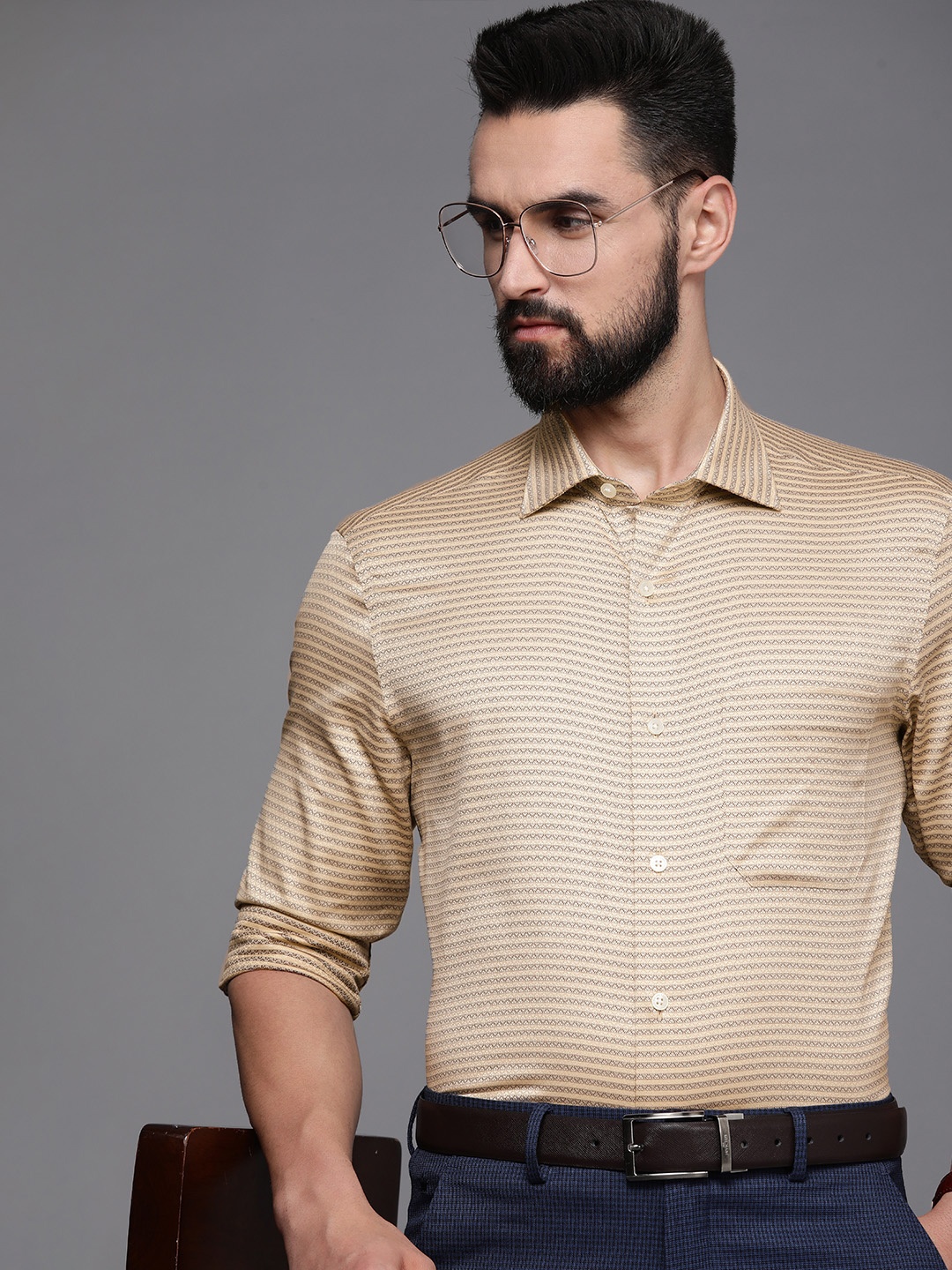 

Louis Philippe Gods & Kings Men Beige Printed Classic Giza Cotton Formal Shirt