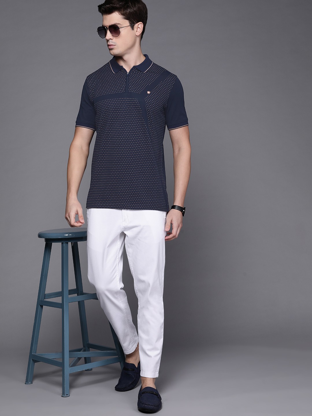 

Louis Philippe Men Printed Polo Collar T-shirt, Navy blue