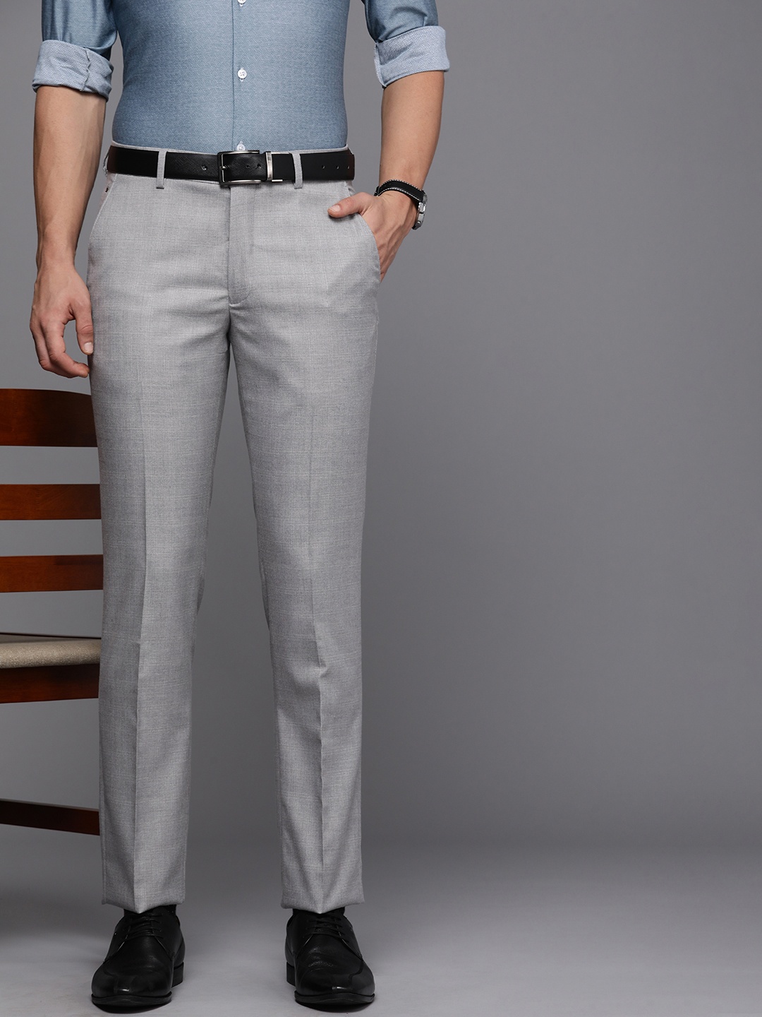 

Louis Philippe Men Grey Checked Slim Fit Formal Trousers