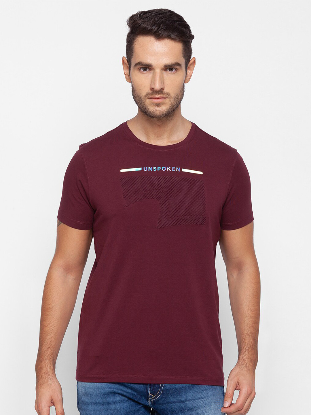 

SPYKAR Men Burgundy Typography Printed Slim Fit Cotton T-shirt