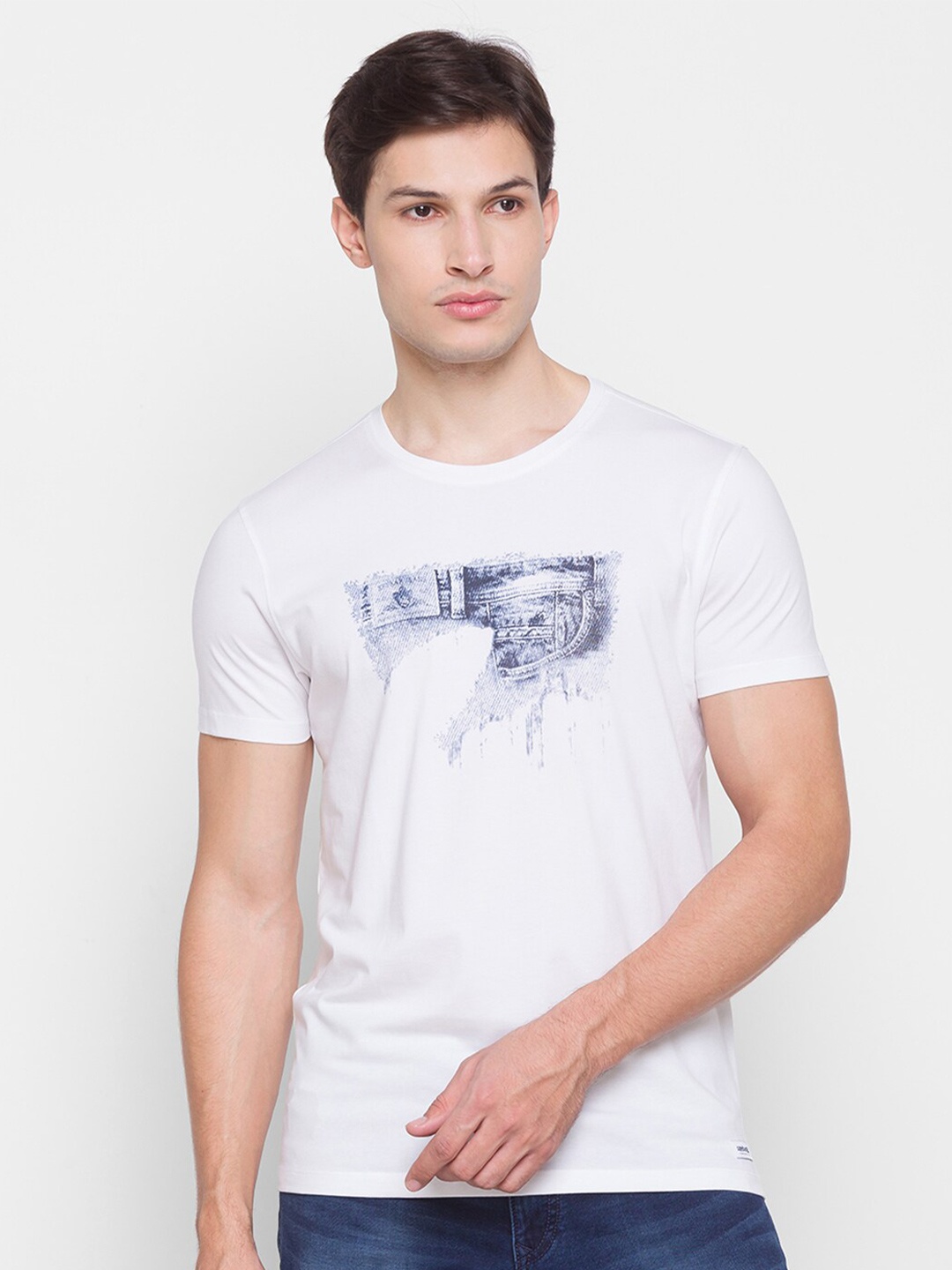 

SPYKAR Men White Printed Cotton Slim Fit T-shirt