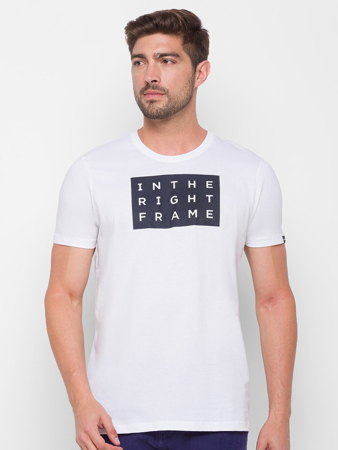 

SPYKAR Men White Typography Printed Slim Fit Cotton T-shirt