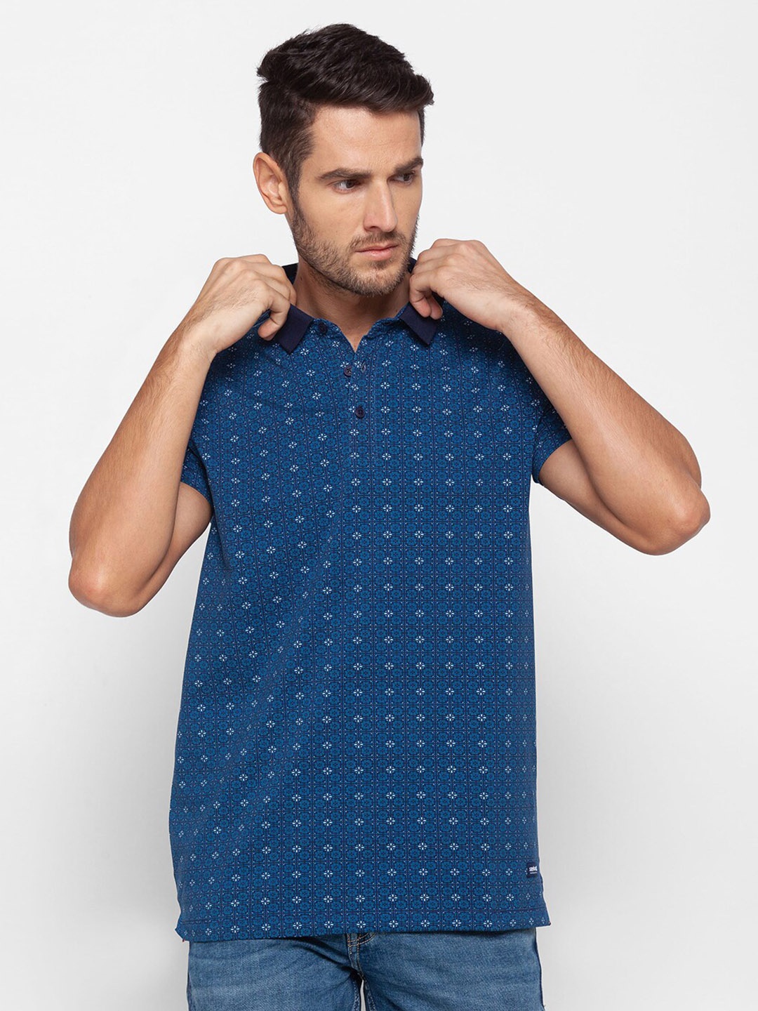 

SPYKAR Men Blue Floral Printed Polo Collar Slim Fit Cotton T-shirt