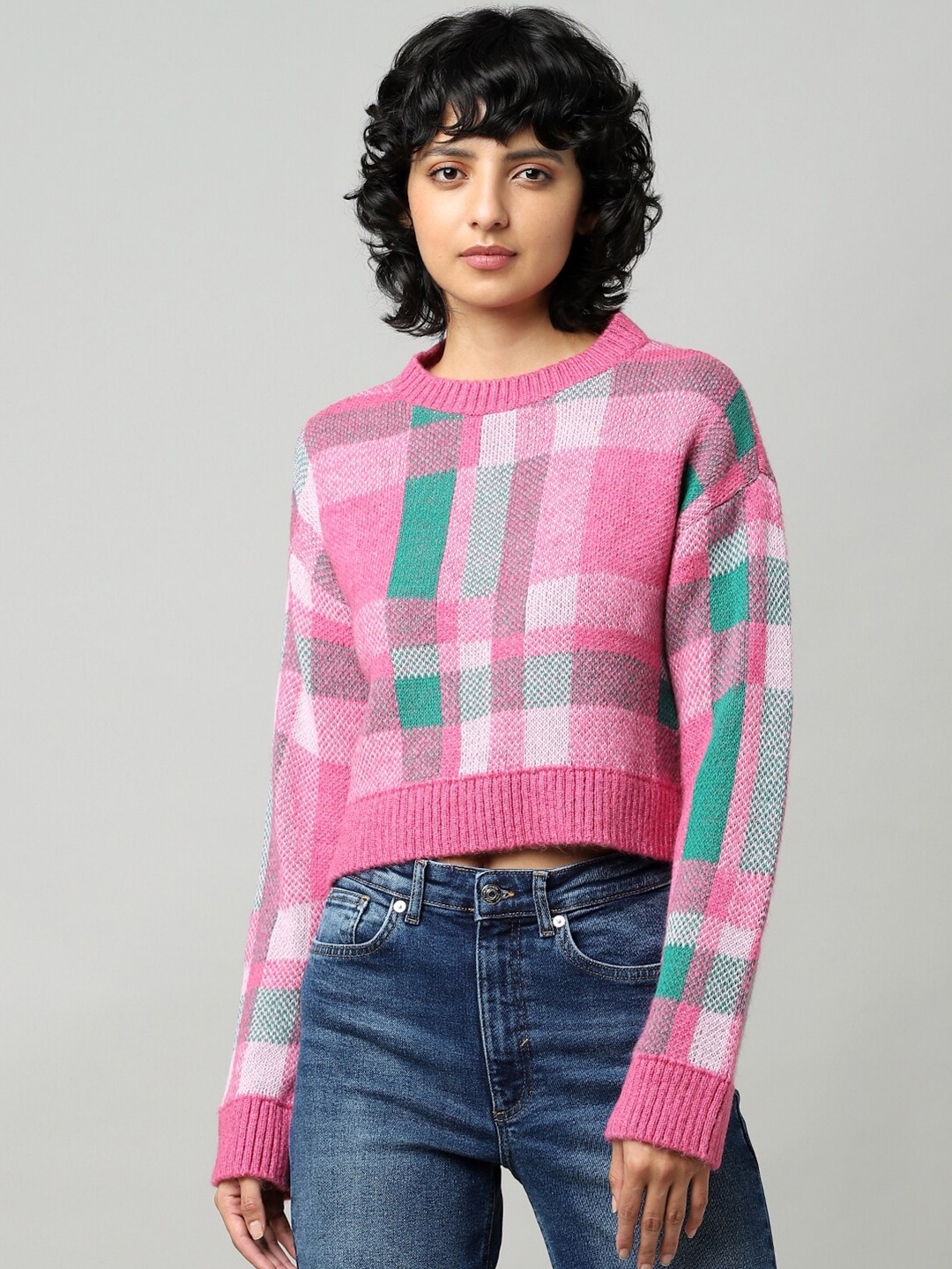 

ONLY Women Pink & Green ONLKELLY L S O NECK PUL Checked Crop Pullover