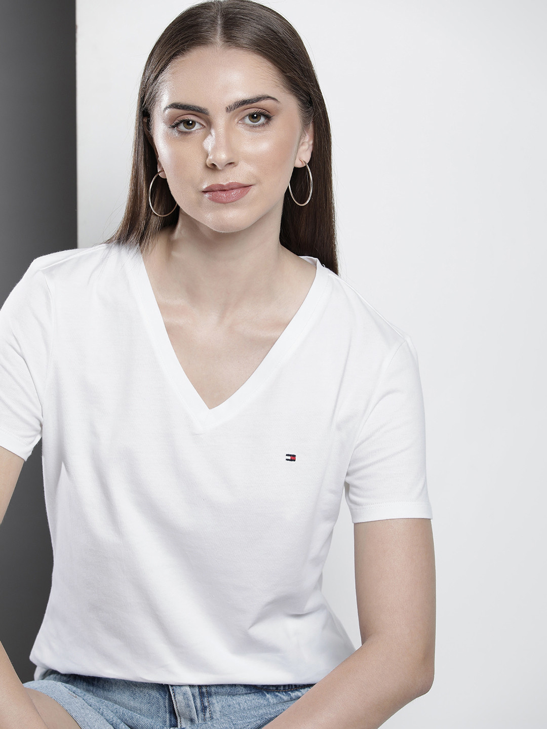 

Tommy Hilfiger V-Neck T-shirt, White