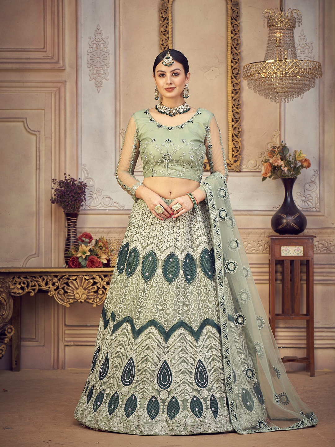 

Warthy Ent Green & White Embroidered Semi-Stitched Lehenga & Unstitched Blouse & Dupatta