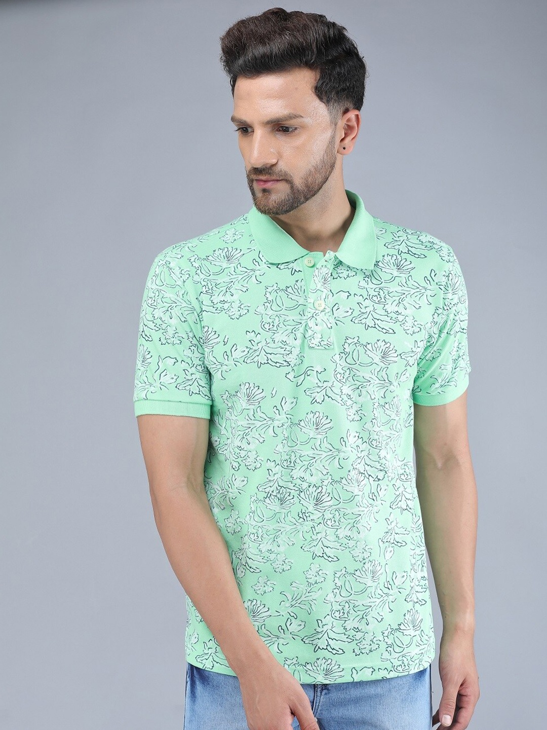 

TQS Men Sea Green Floral Printed Polo Collar Slim Fit T-shirt