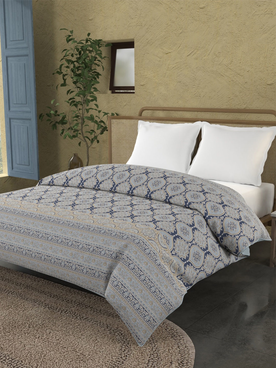 

Trident Unisex Blue Blankets Quilts and Dohars