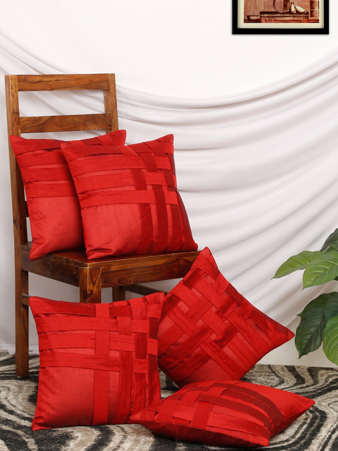 

Slushy Mushy Set of 5 Square Cushion Covers, Red