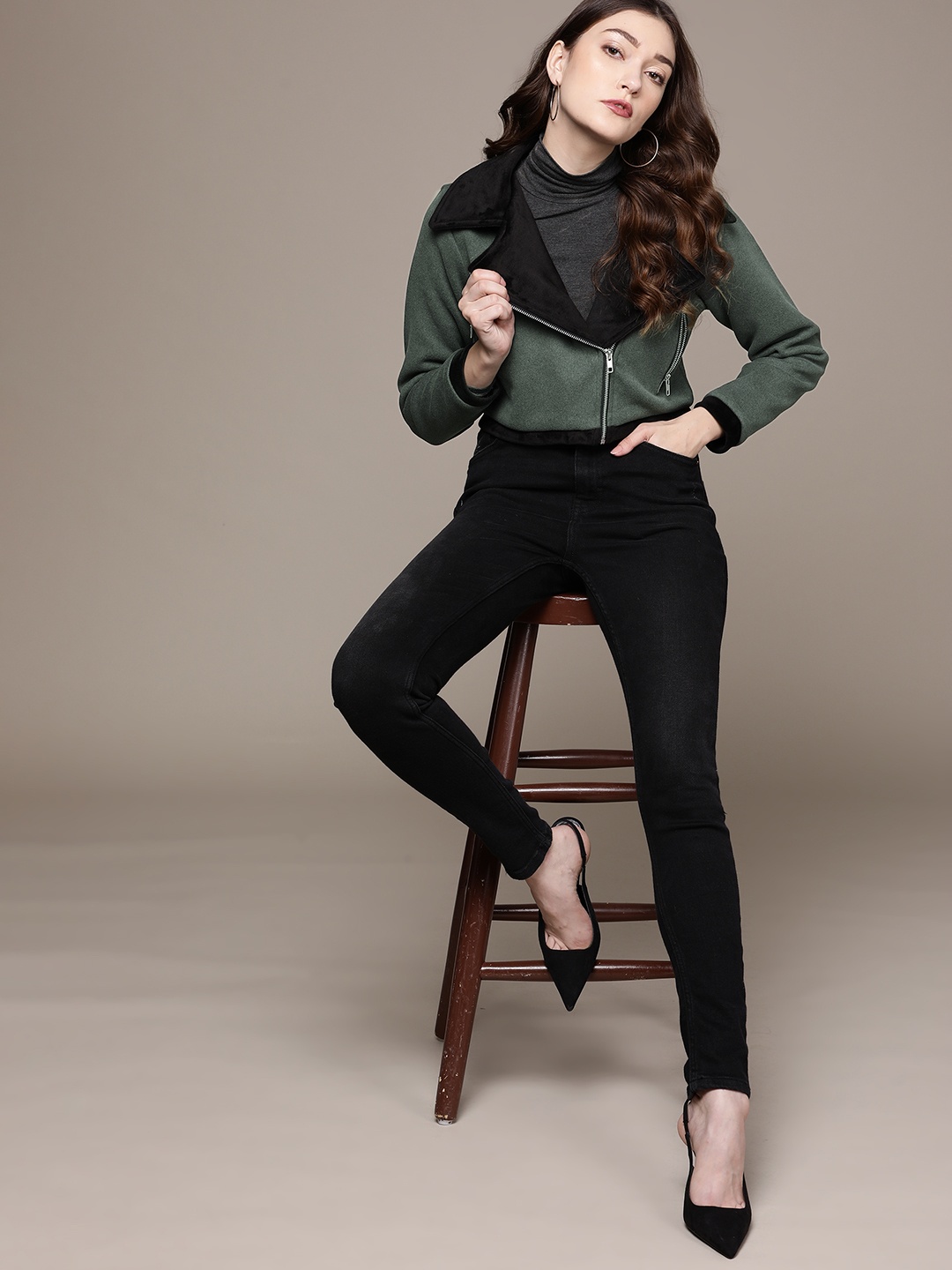 

bebe Women Teal Green All Day Crop Tailored Jacket