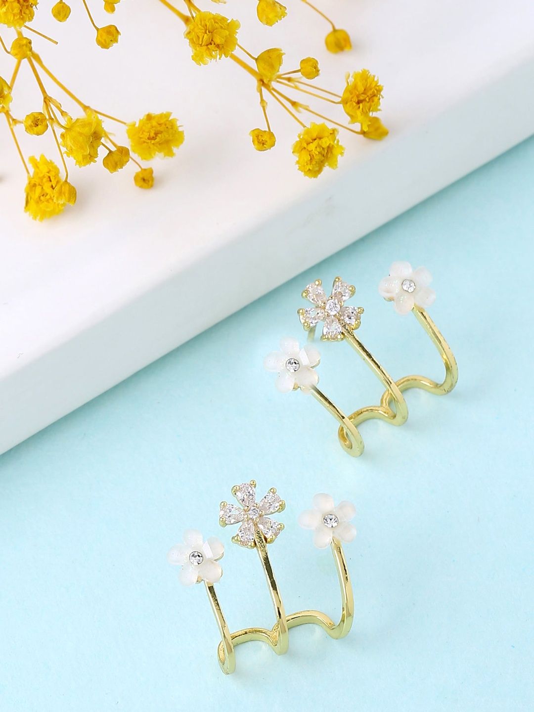 

Yellow Chimes Gold-Toned Contemporary Studs Earrings