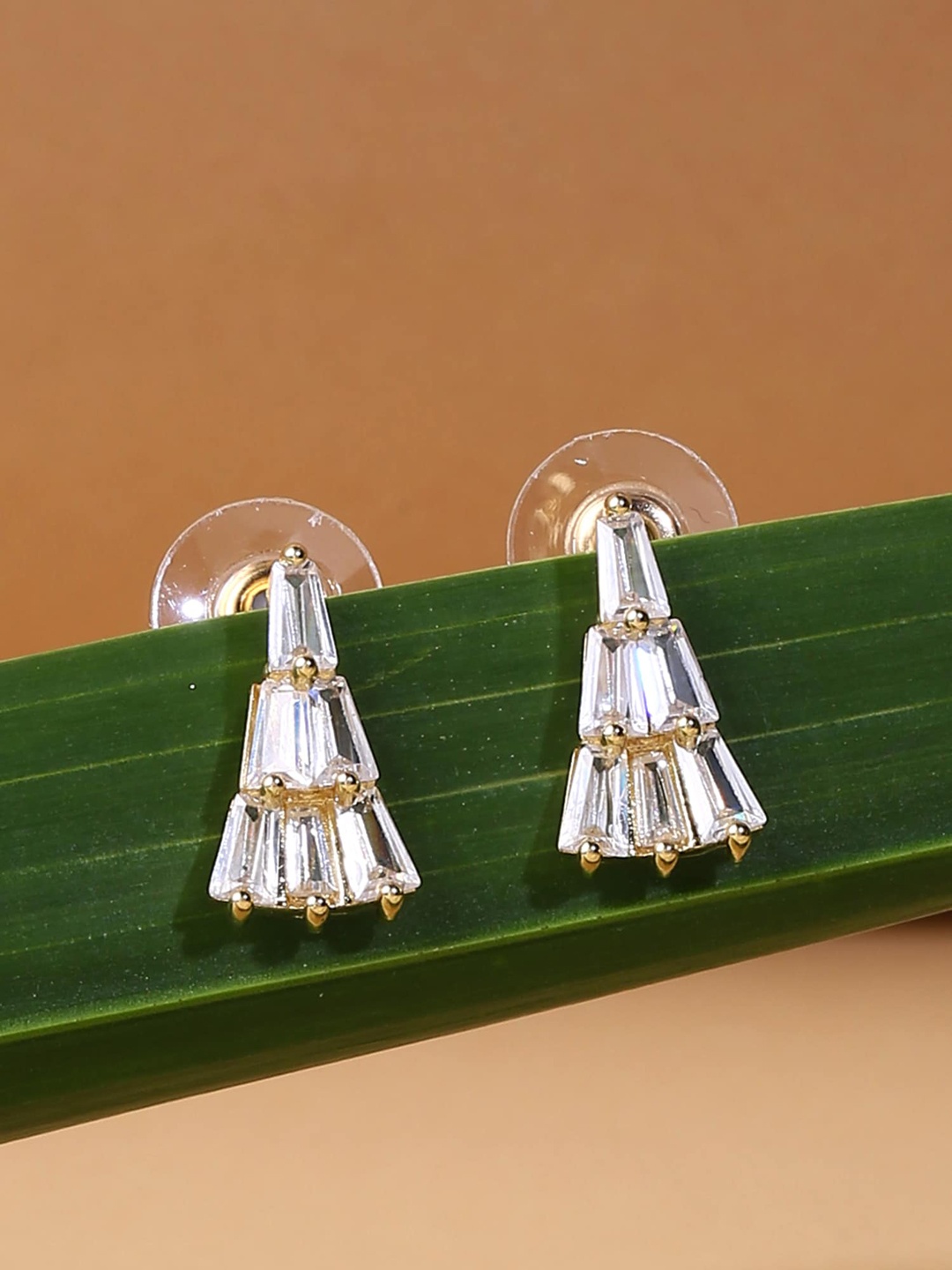 

Yellow Chimes Gold-Toned Contemporary Studs Earrings