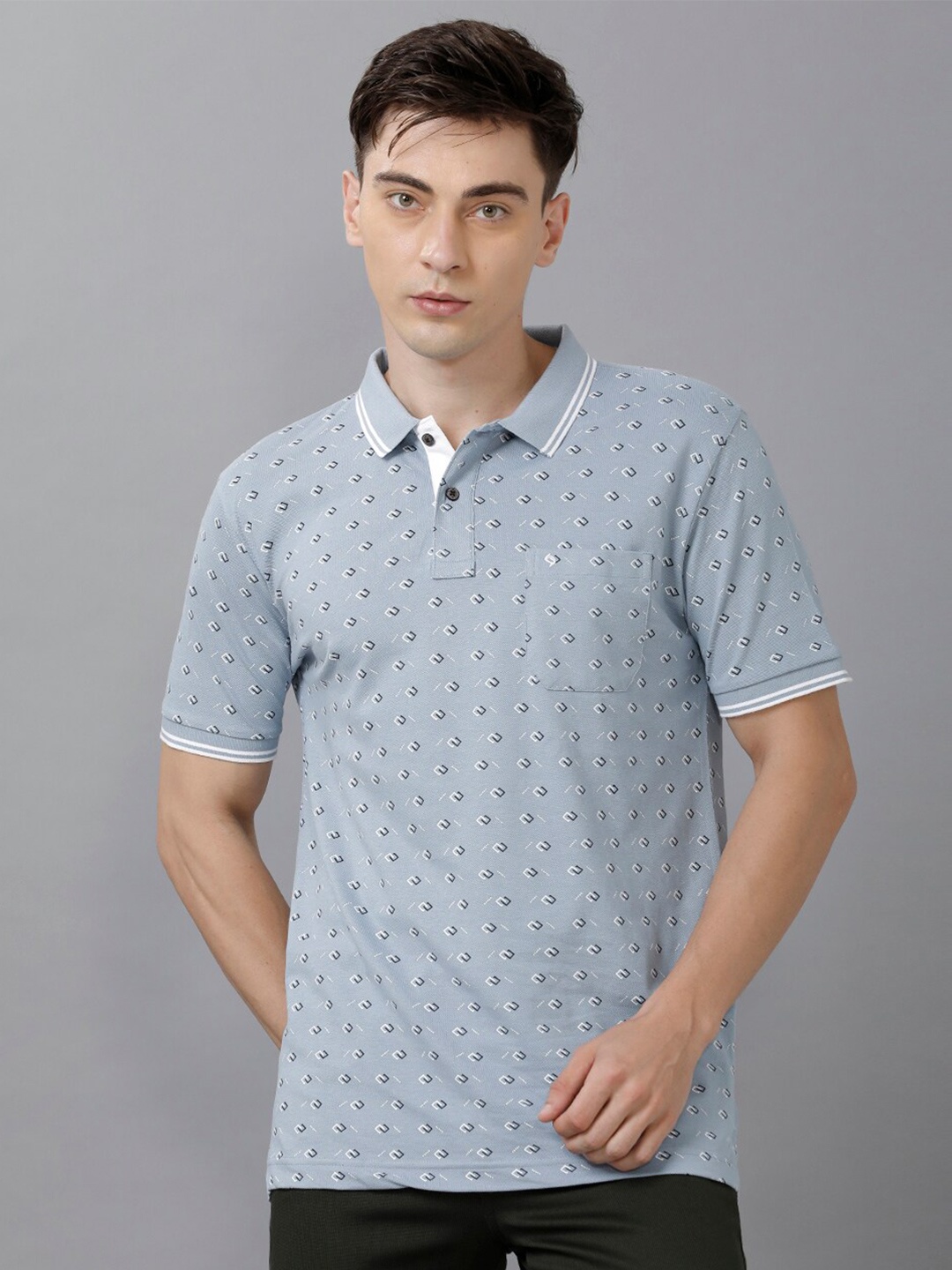 

Classic Polo Men Blue Printed Micro Ditsy Polo Collar Slim Fit T-shirt