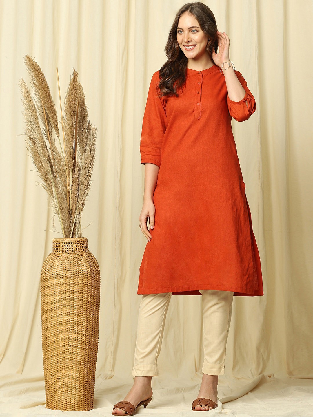 

Indifusion Women Orange Flared Sleeves Thread Work Kurta