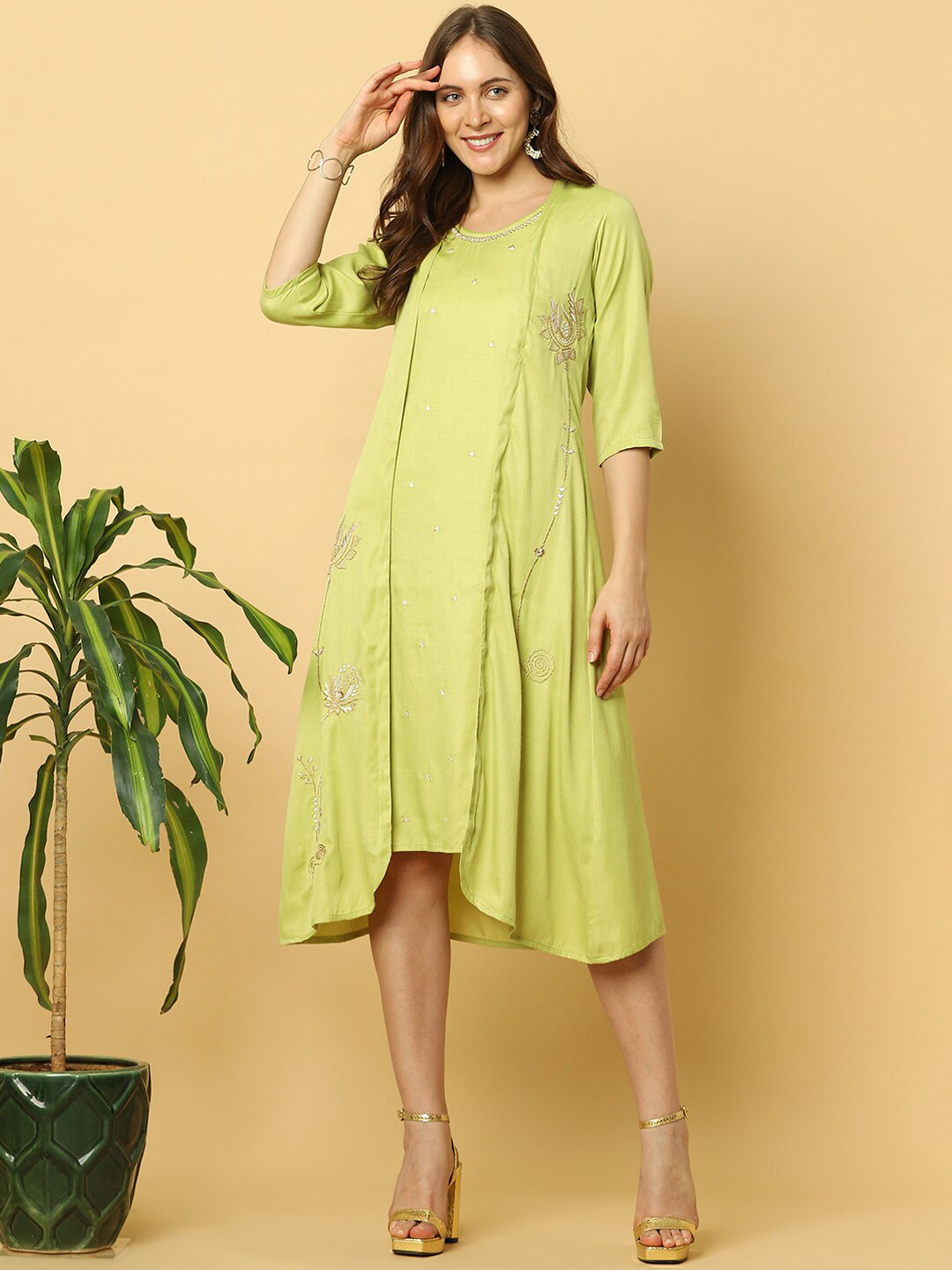 

Indifusion Women Green Striped Flared Sleeves Gotta Patti Chanderi Silk Ethnic Dress