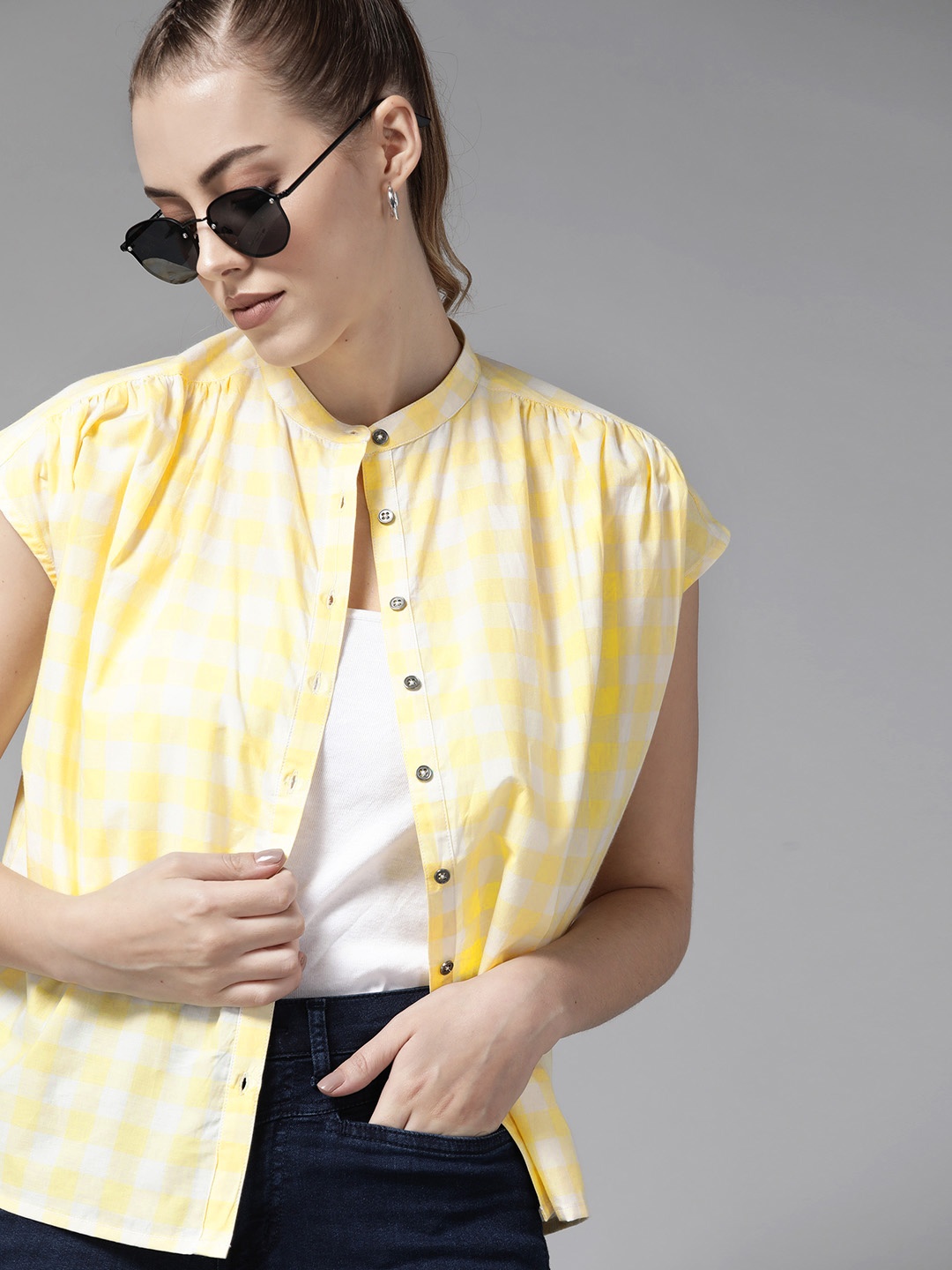 

Roadster Women Yellow & White Gingham Checked Casual Shirt