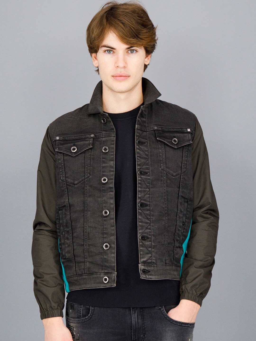 

FREESOUL Men Black Washed Crop Denim Jacket