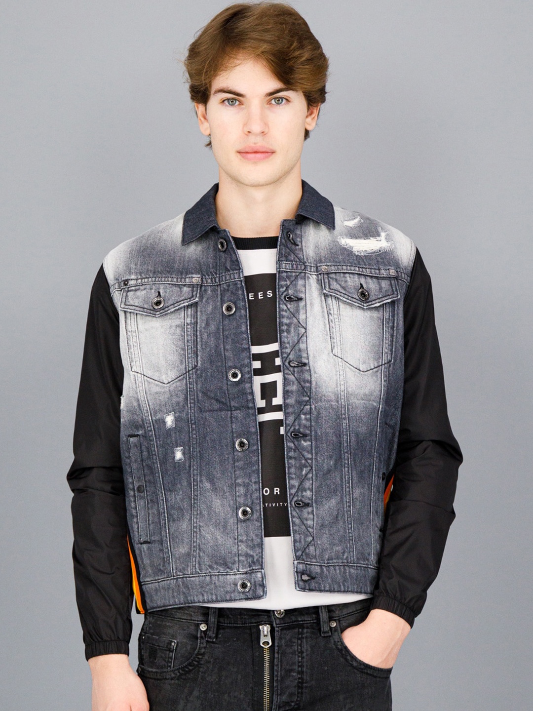 

FREESOUL Men Grey Washed Checked Crop Denim Jacket
