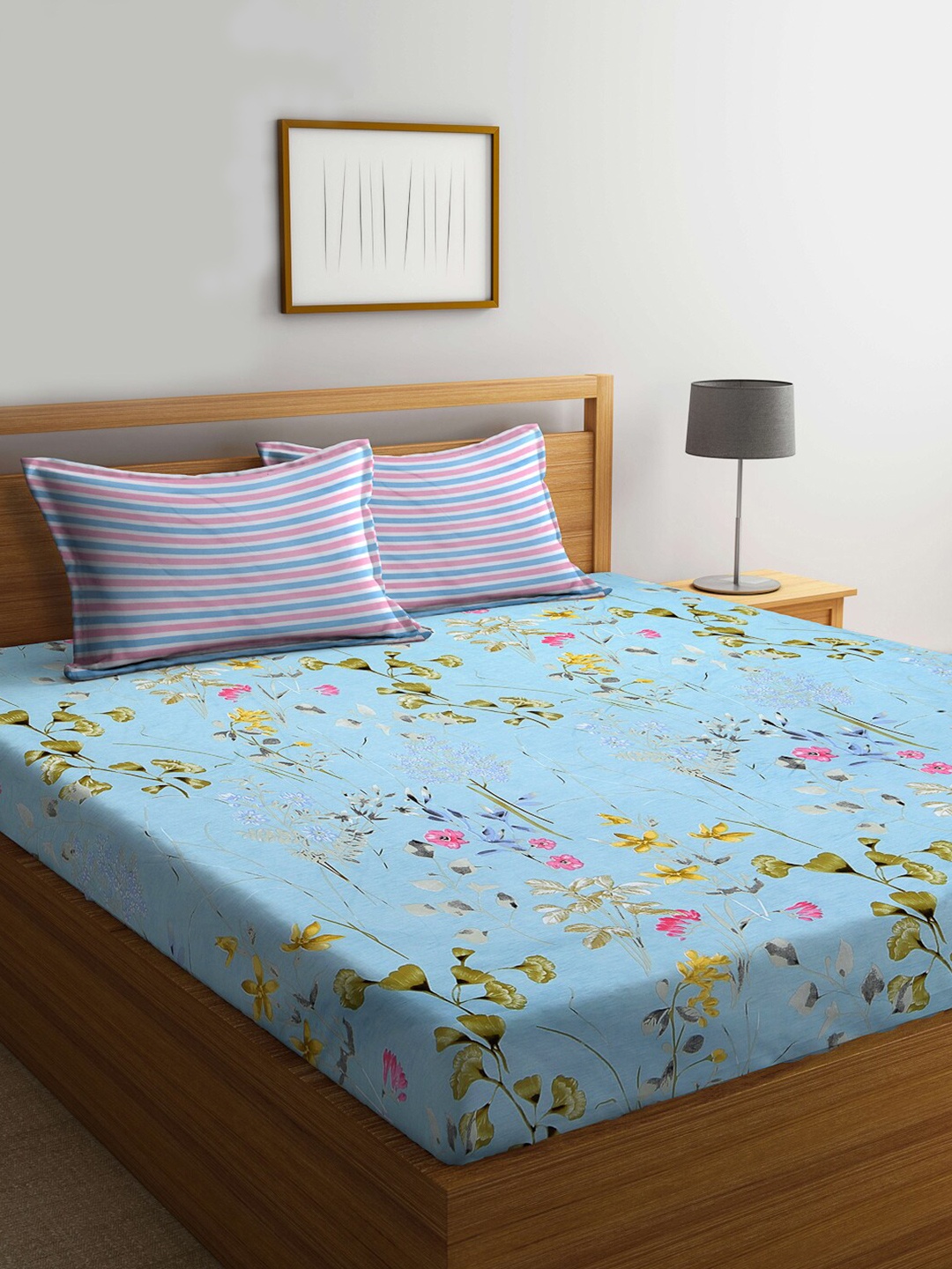 

KLOTTHE Floral 300 TC Fitted Super King Bedsheet with 2 Pillow Covers, Blue