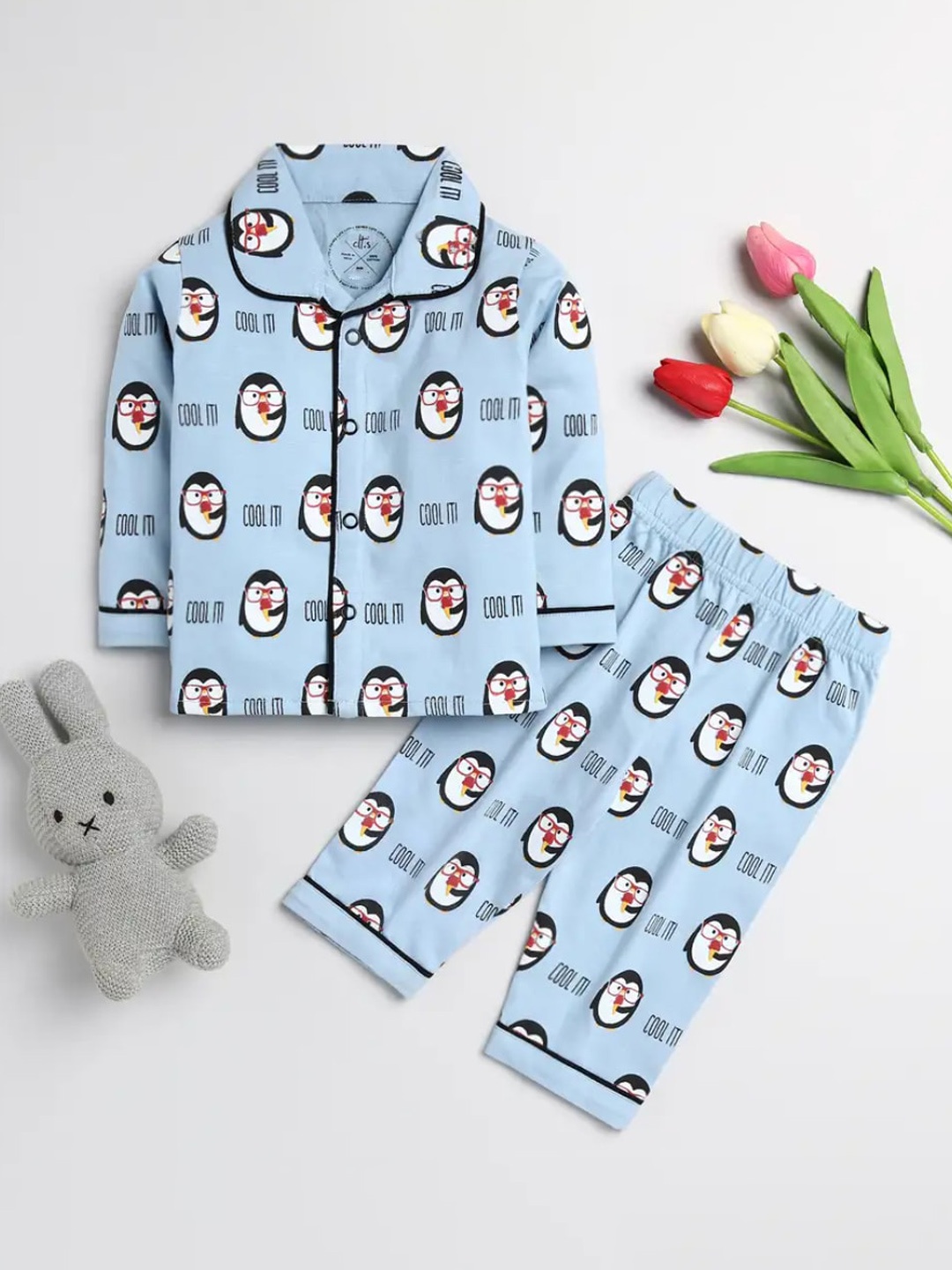 

Clt s Unisex Kids Blue & Black Printed Night suit