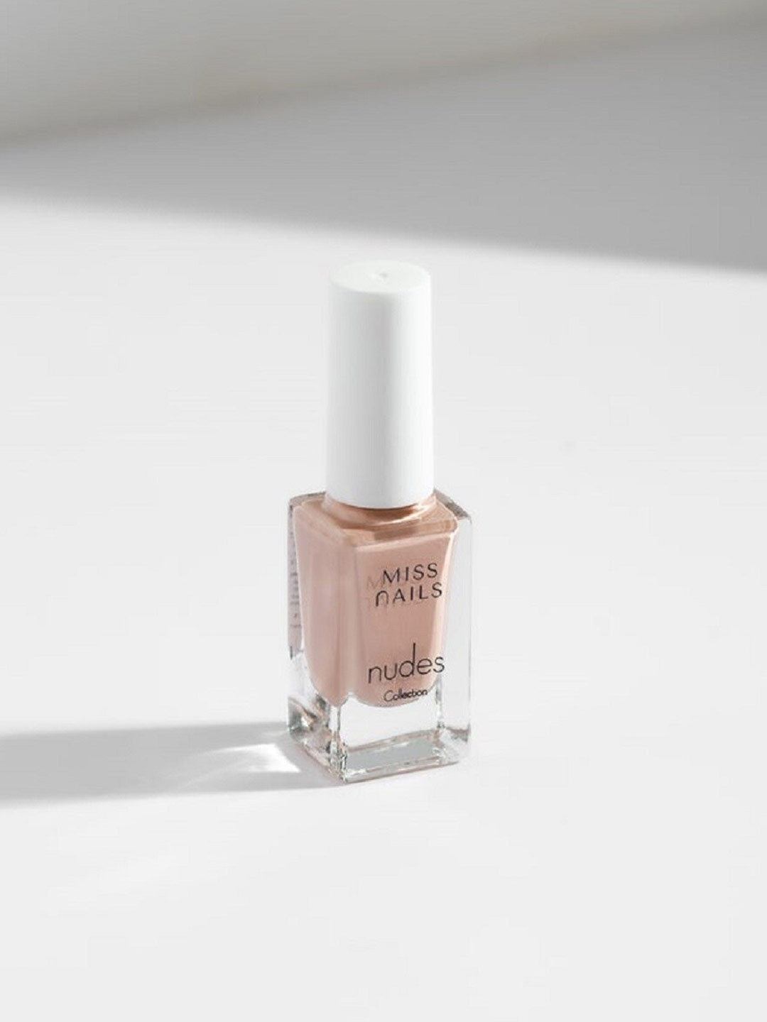 

MISS NAILS Toxic Free Nail Polish 8 ml - NC10, Nude
