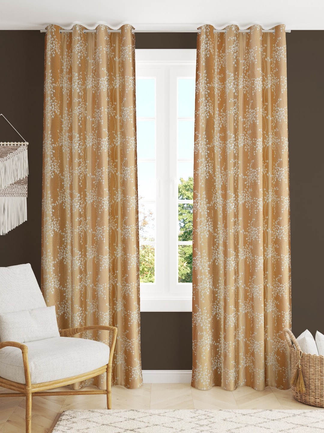 

Slushy Mushy Gold-Toned & White Set of 2 Floral Window Curtain