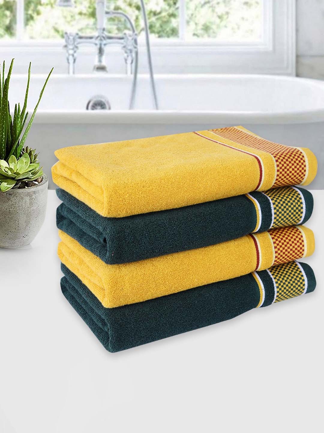 

ROMEE Set Of 4 Solid 500 GSM Cotton Bath Towels, Green