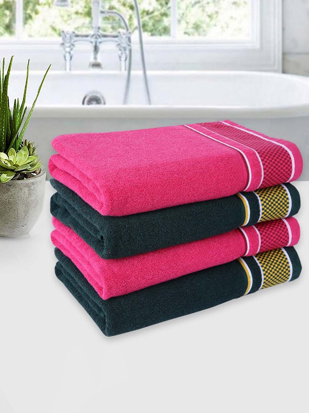 

ROMEE Set Of 4 Solid 500 GSM Cotton Bath Towels, Pink