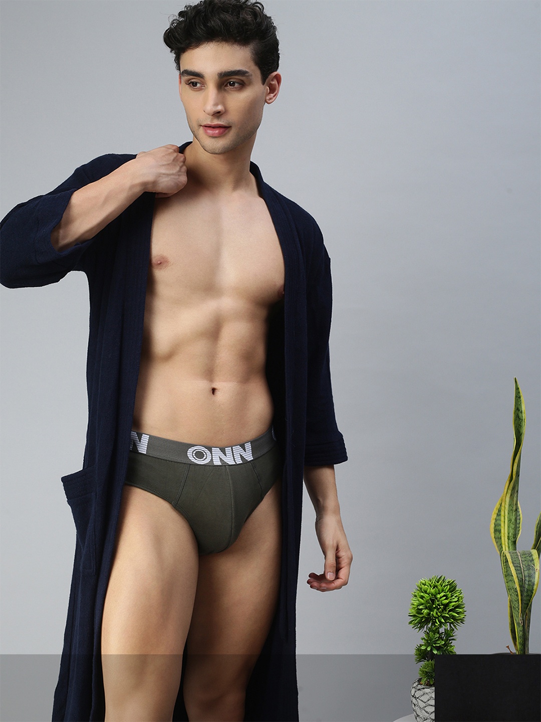 

ONN Men Pack Of 2 Solid Pure Cotton Basic Briefs, Black