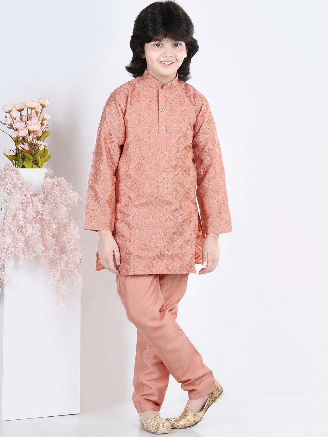 

Aj DEZInES Boys Coral Embroidered Kurta with Pyjamas