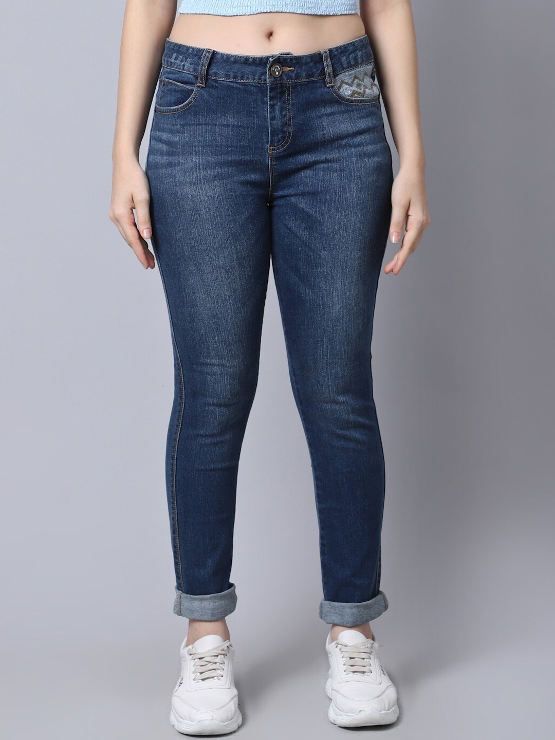 

GRACIT Women Navy Blue Slim Fit Low Distress Light Fade Stretchable Jeans