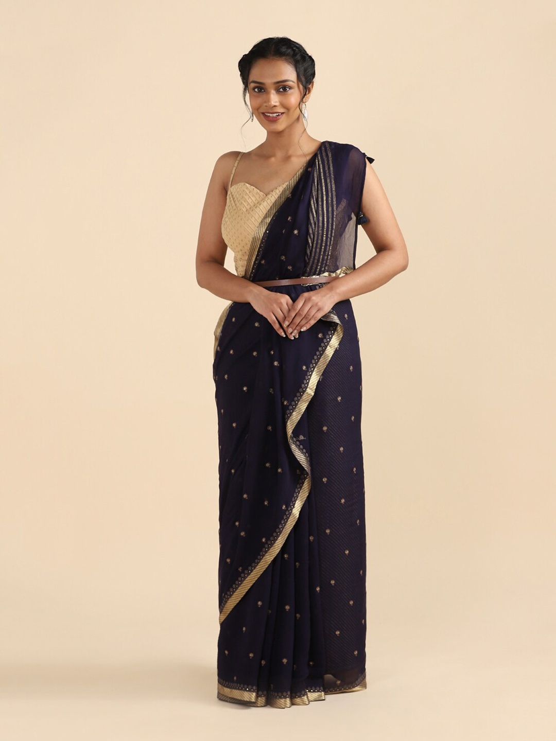 

Taneira Blue & Gold-Toned Floral Sequinned Pure Chiffon Saree