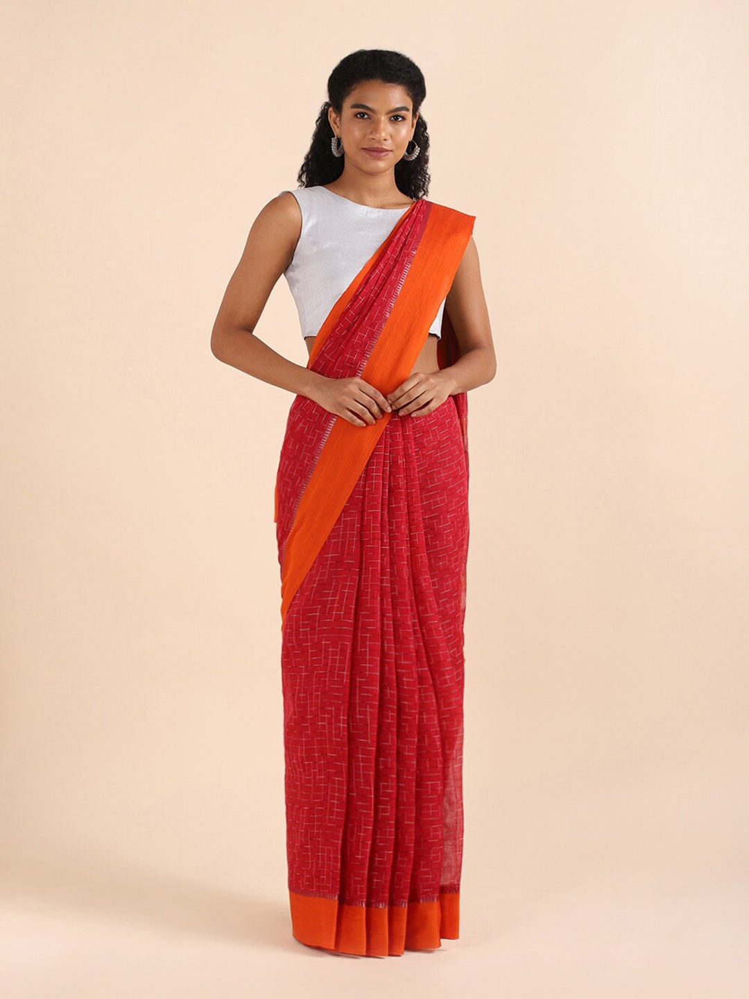 

Taneira Red & Orange Checked Zari Pure Cotton Narayan Peth Saree