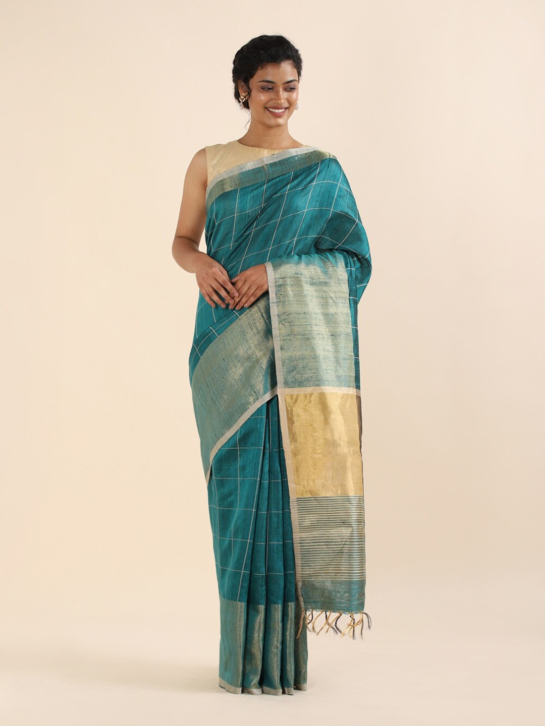 

Taneira Green & Gold-Toned Checked Zari Pure Silk Bhagalpuri Saree