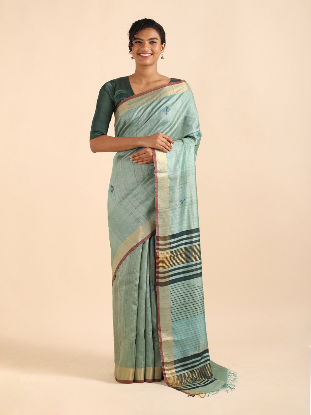

Taneira Green & Beige Zari Pure Silk Bhagalpuri Saree